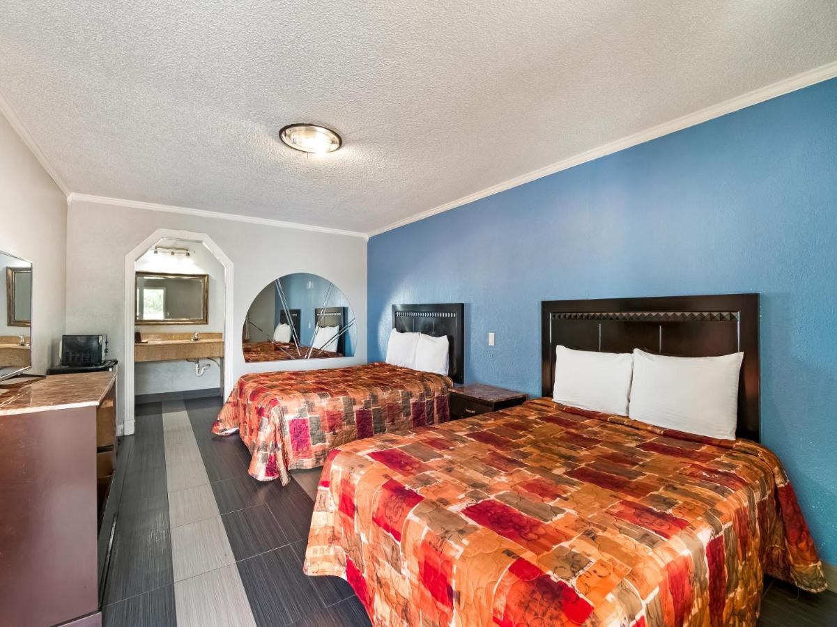 Oyo Hotel Houston I-69 & I-610 Ngoại thất bức ảnh