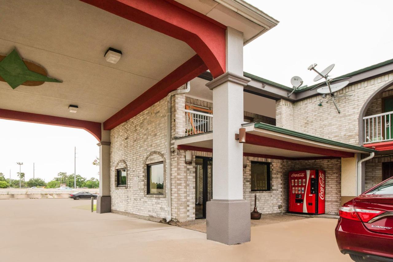 Oyo Hotel Houston I-69 & I-610 Ngoại thất bức ảnh