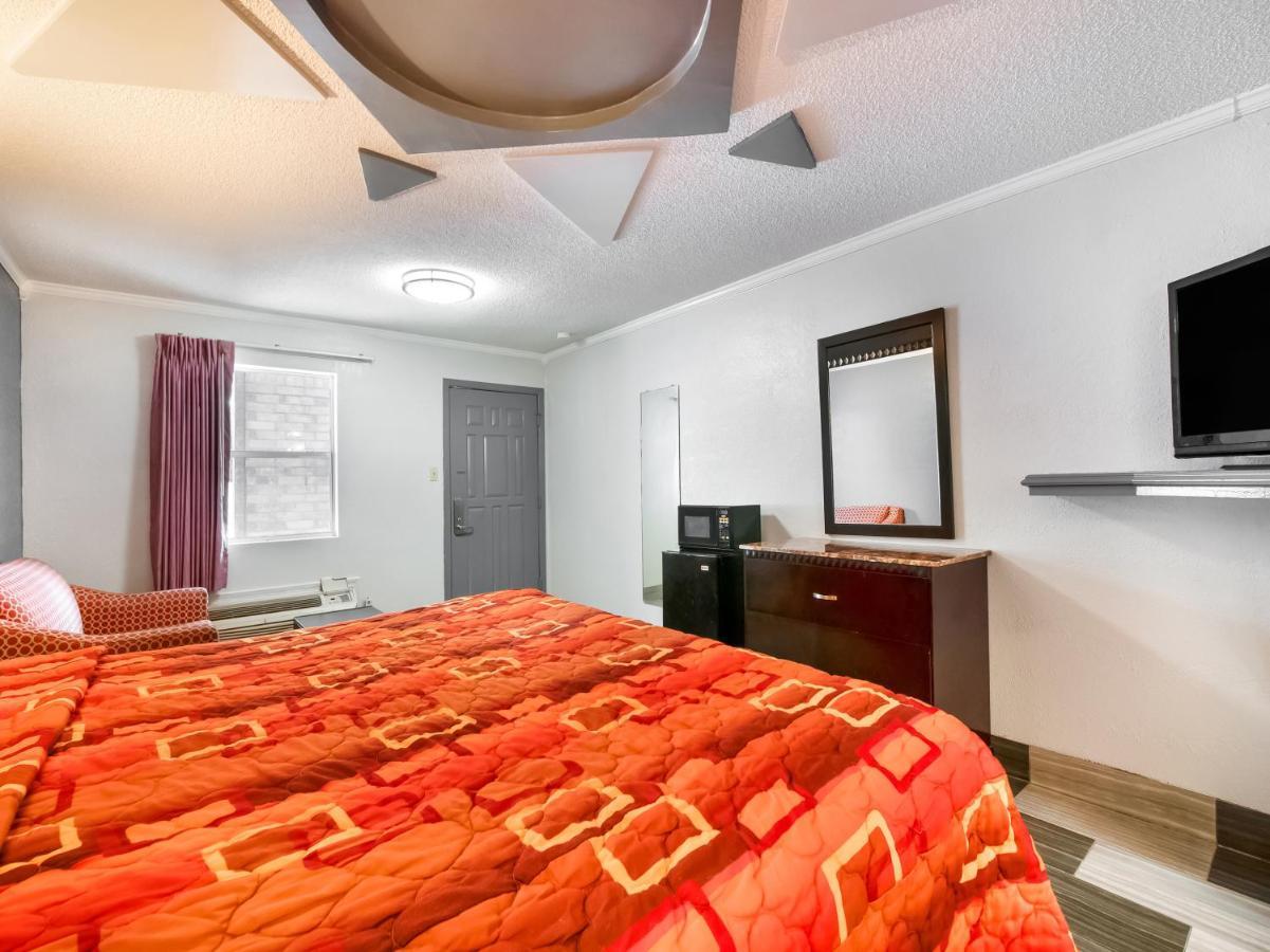 Oyo Hotel Houston I-69 & I-610 Ngoại thất bức ảnh