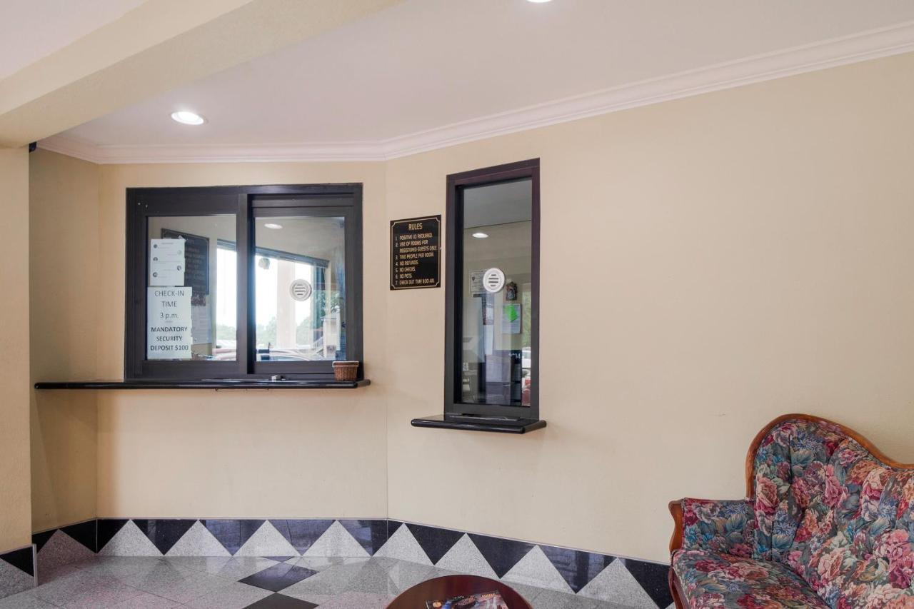 Oyo Hotel Houston I-69 & I-610 Ngoại thất bức ảnh