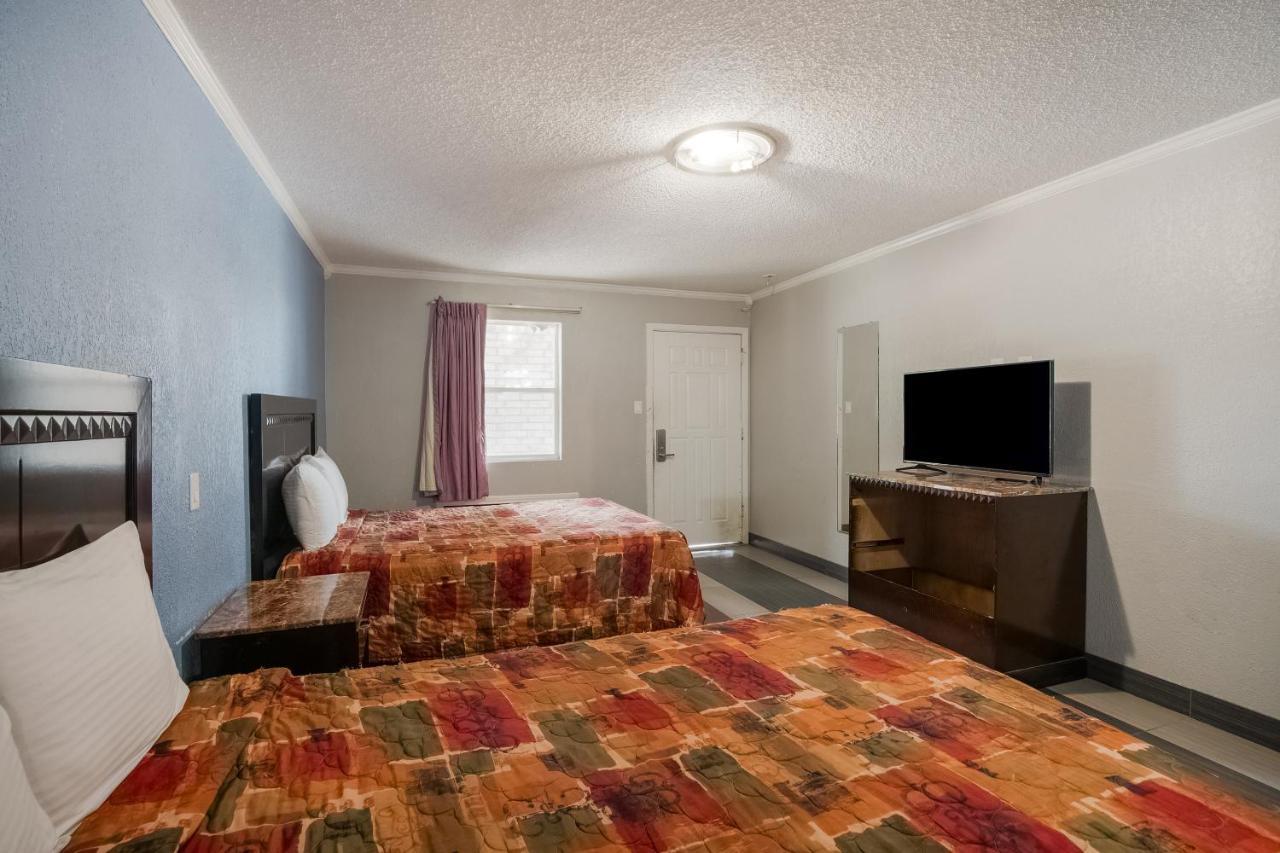 Oyo Hotel Houston I-69 & I-610 Ngoại thất bức ảnh